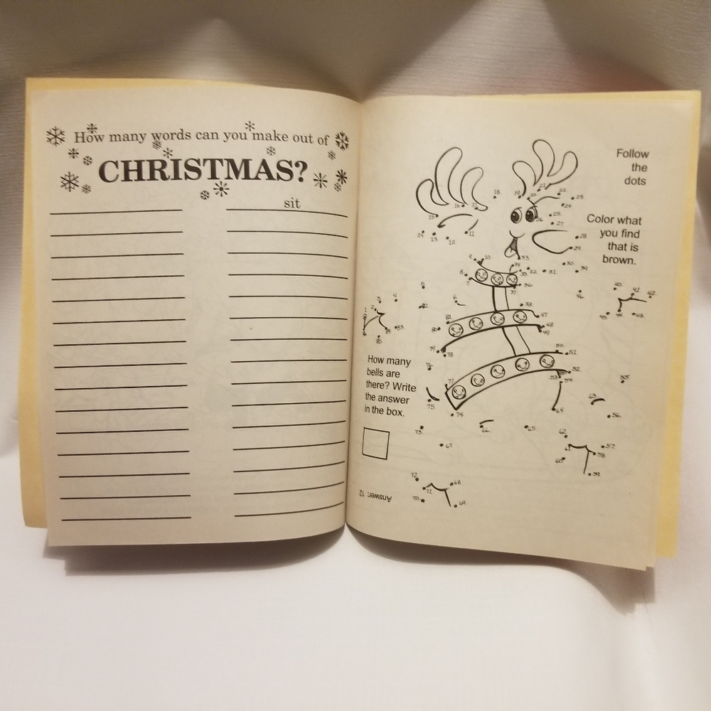 Unused 1996 Night Before Christmas coloring/ activity book - Picture 6 of 6